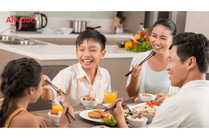 Chế độ dinh dưỡng ngày Tết thế nào để trẻ đủ dinh dưỡng