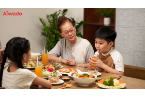 Cách cho trẻ ăn Tết đủ dinh dưỡng cha mẹ cần biết